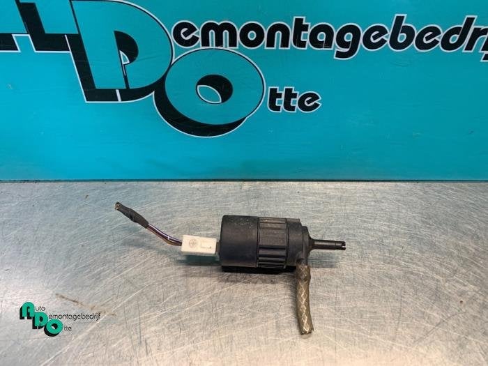Pompe lave-glace avant d'un Mercedes Vito (Vito 96-), 3 mois de garantie, Utilisé, -, -