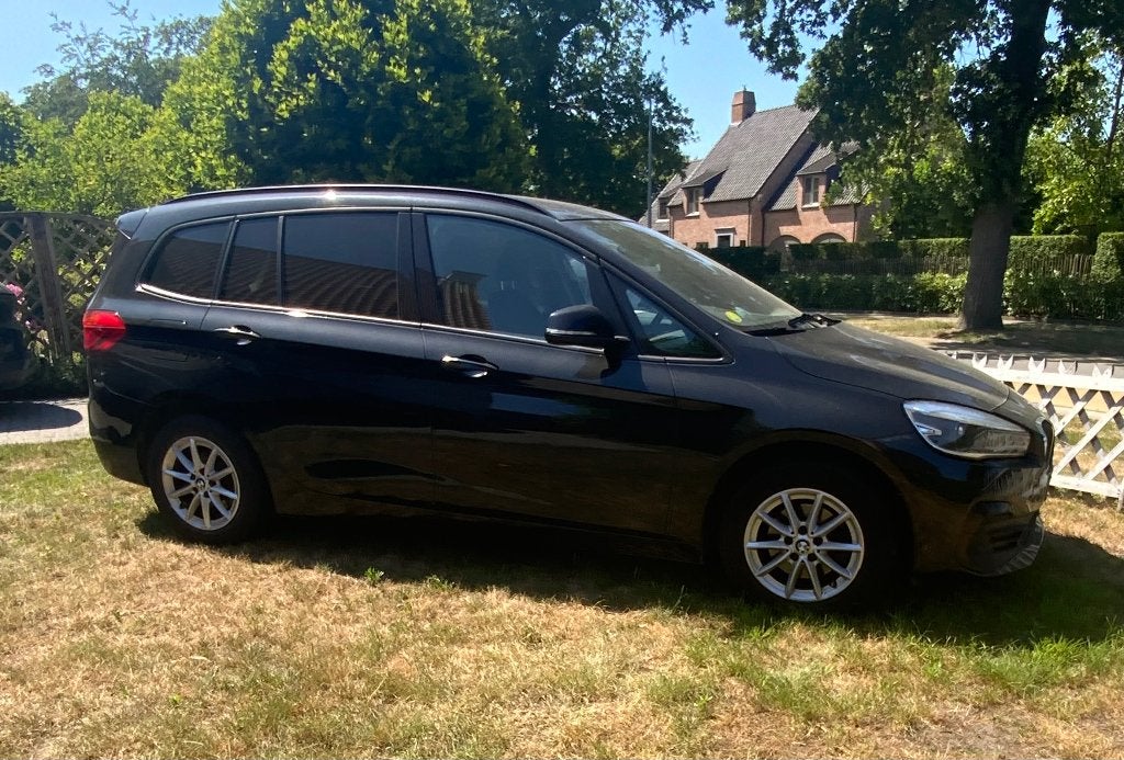 BMW 216d Gran Tourer Automaat – 2021 - 83.500km, Auto's, Euro 6, Particulier, Skiluik, 1500 kg
