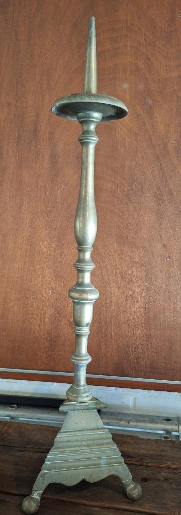 Kandelaar brons, Ophalen