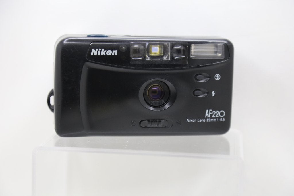 POINT AND SHOOT  NIKON, Enlèvement ou Envoi, Utilisé, Compact, Nikon