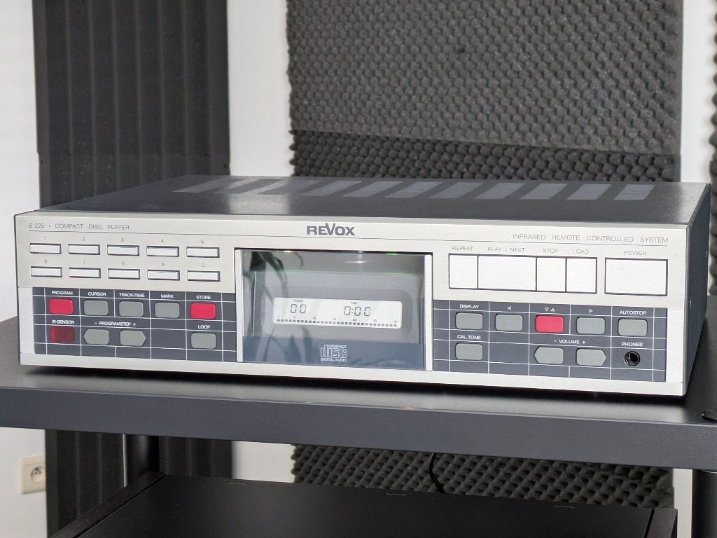 Revox B225, iconische cd-speler - topstaat + gereviseerd, Audio, Tv en Foto, Cd-spelers, Ophalen of Verzenden, Refurbished, Overige merken