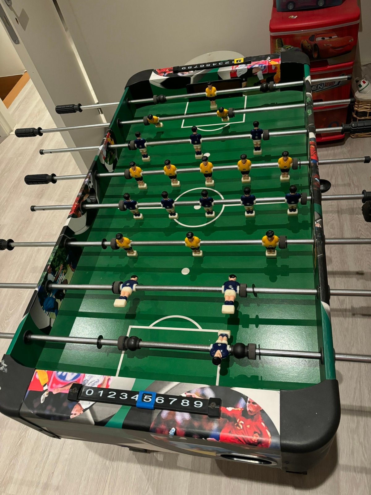 Voetbaltafel, Ophalen, Zo goed als nieuw