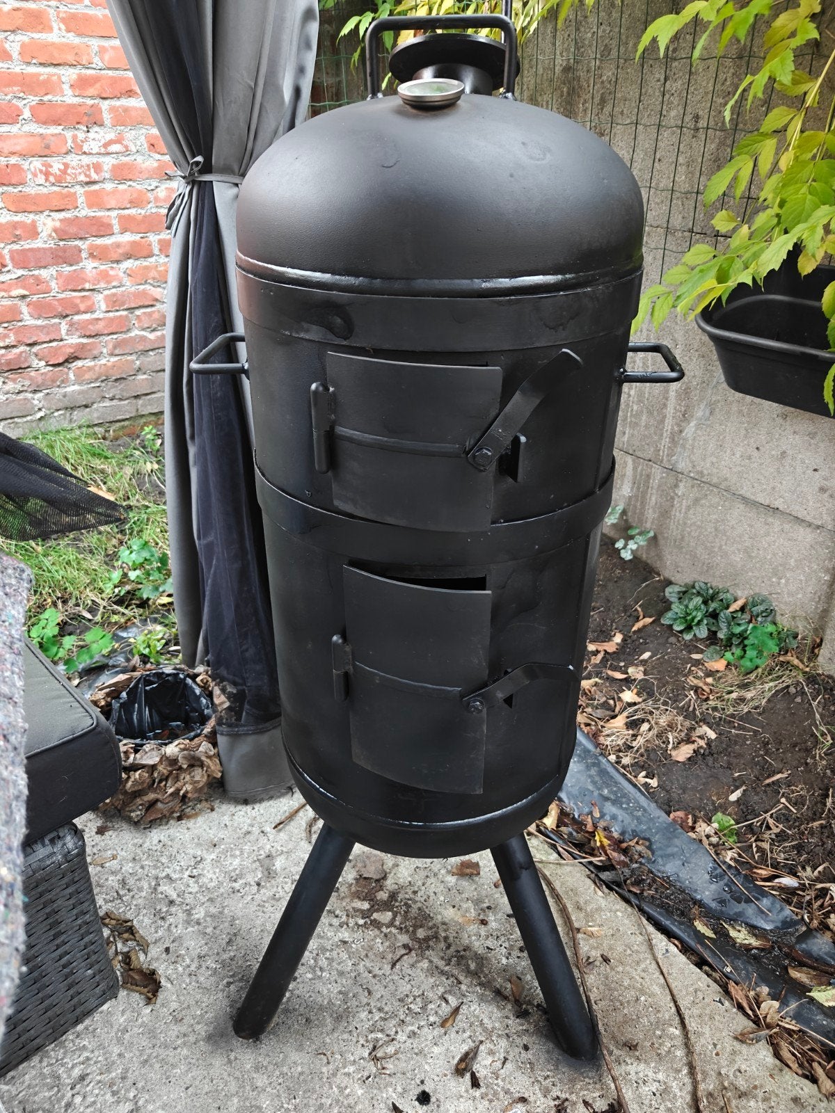 Schitterende zelfbouw smoker, gemaakt van een LPG Tank, Ophalen, Gebruikt