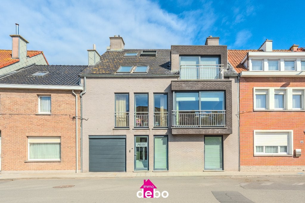 Instapklaar gelijkvloersappartement met tuin en garage, Immo, Tot 200 m², 150 kWh/m²/jaar, Provincie West-Vlaanderen, Bredene