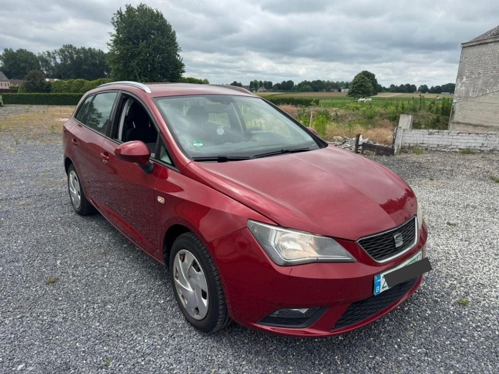 Het is Ibiza 1.4i benzine euro5 model 2013 1pro urgent, Auto's, Euro 5, Ibiza, Particulier, Onderhoudsboekje