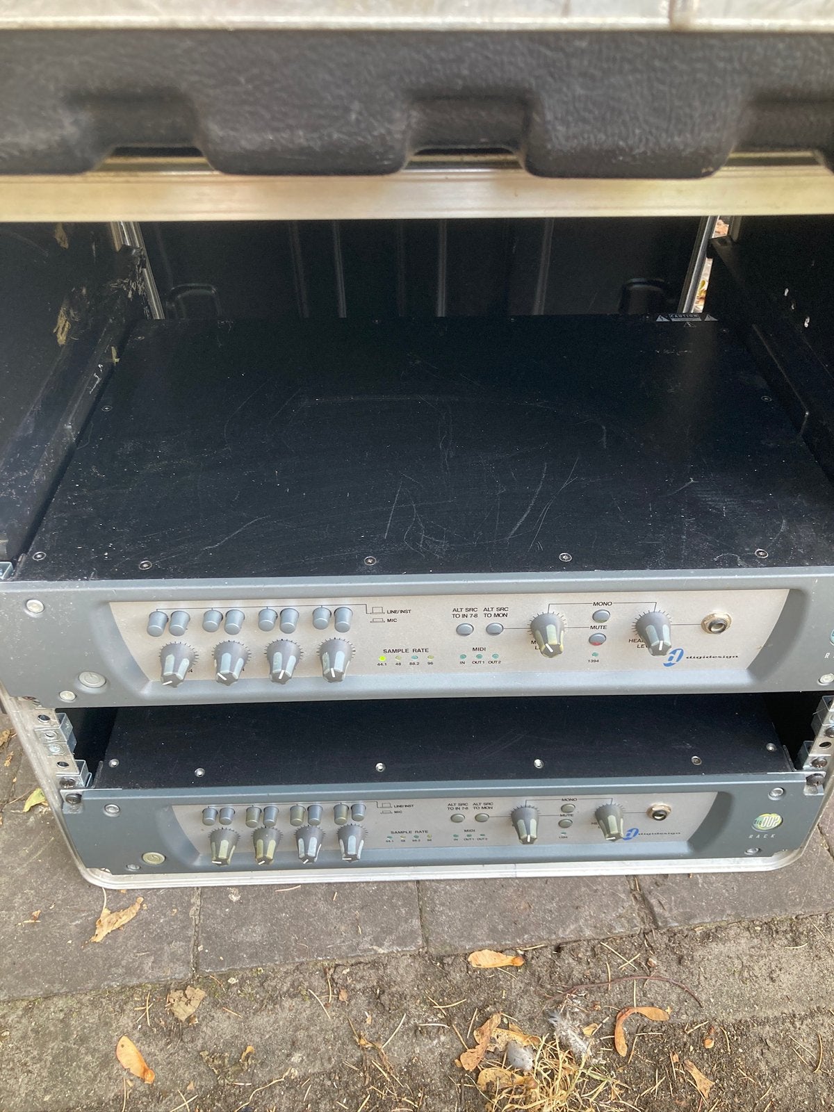 2x Audio Interface Digidesign DIGI 002 Rack, Musique & Instruments, Enlèvement, Utilisé, 5 à 10 canaux, Entrée micro