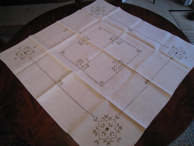 Tafelkleed, vierkant, lichte kwaliteitsstof, wit met beige, Tafelkleed, Ophalen, Vierkant, Beige