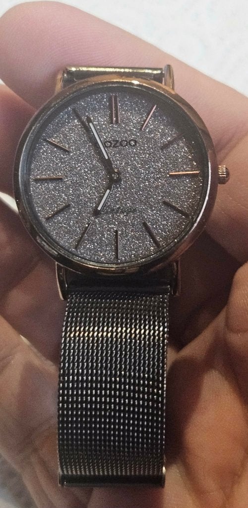 Montre OOZOO Vintage Femme Quartz Noir Pailleté –Mesh(MW115), Antiek en Kunst, Ophalen of Verzenden