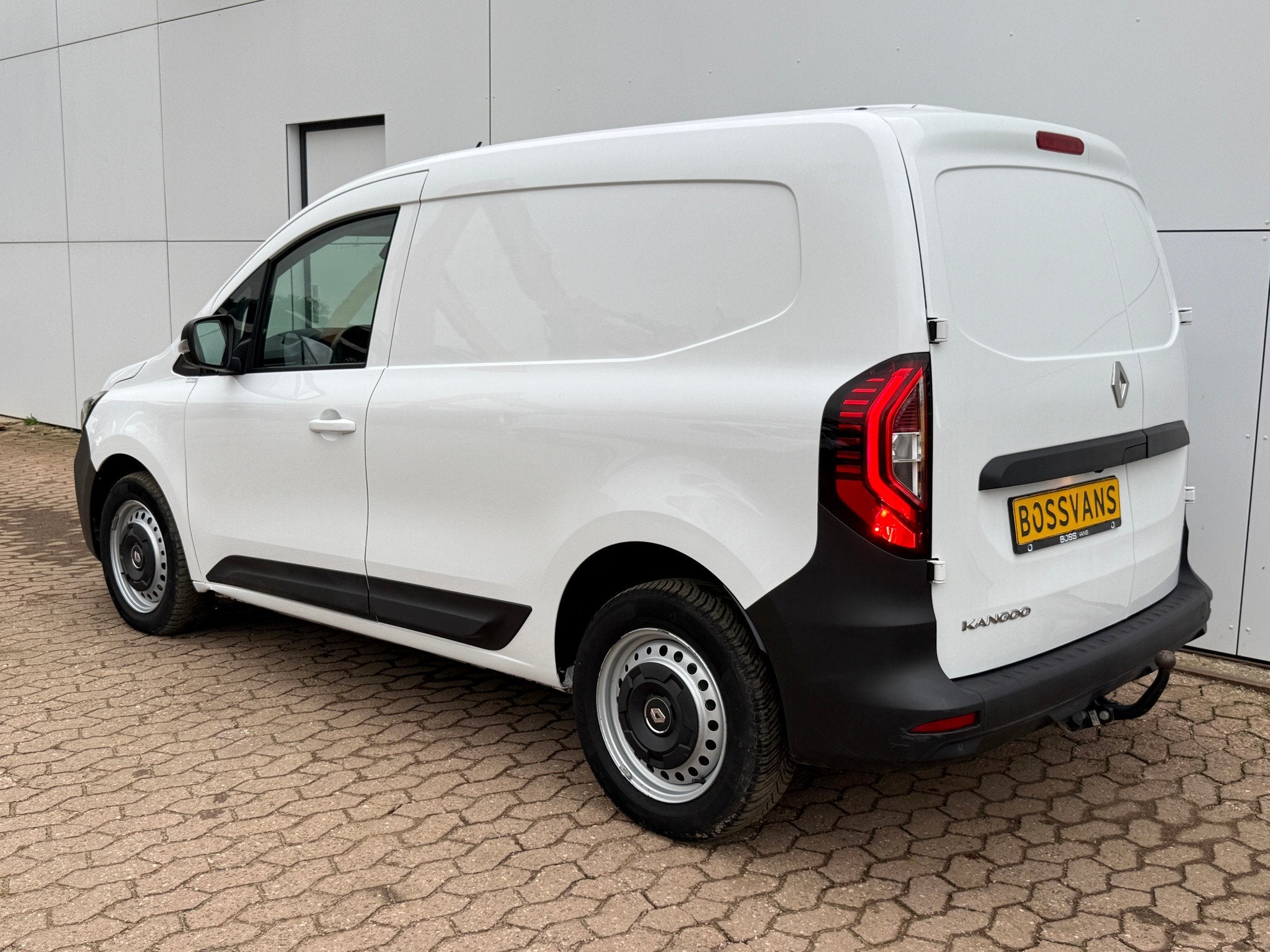 Renault Kangoo 1.3 TCe 130 EDC *Benzine* Automaat Trekhaak A, Auto's, Automaat, Gebruikt, Euro 6, 4 cilinders