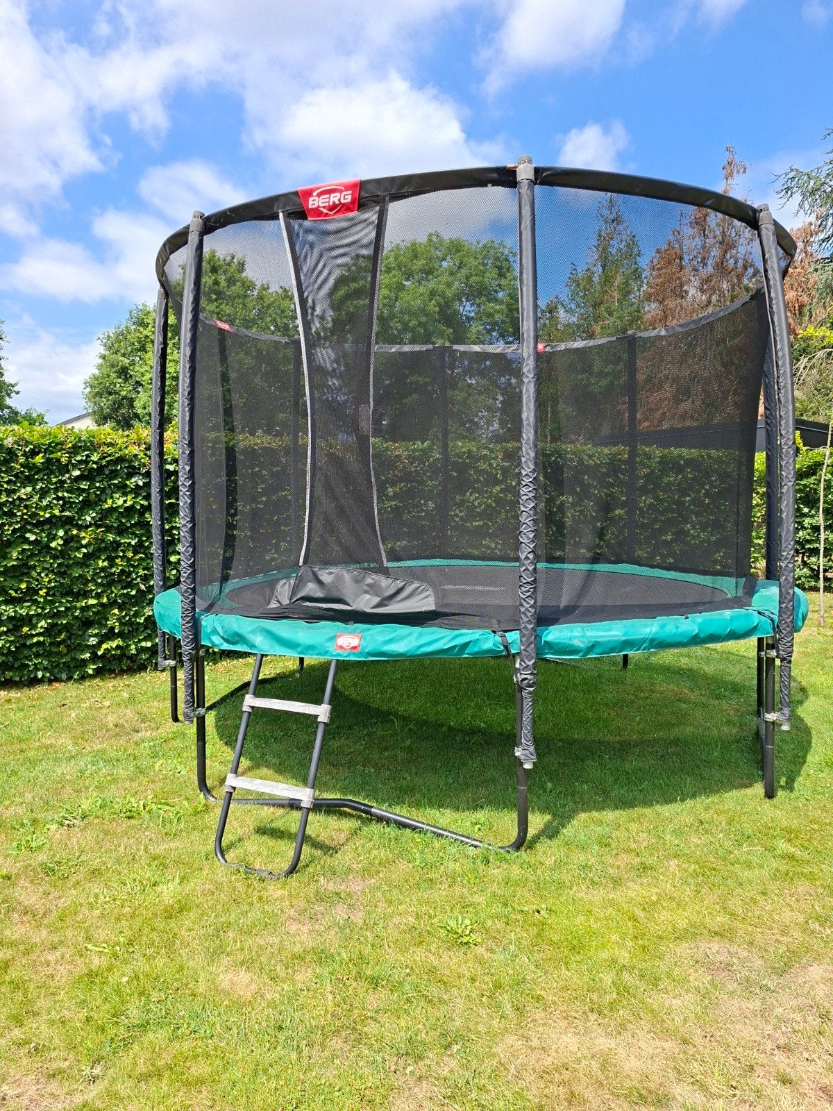 Trampoline BERG Champion 380 + Safety Net Deluxe, Enfants & Bébés, Jouets | Extérieur | Trampolines, Enlèvement