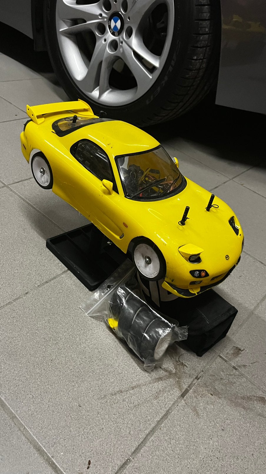 Tamiya TT01 1/10 RC race auto met toebehoren, Hobby en Vrije tijd, Ophalen, Zo goed als nieuw, 1:9 t/m 1:12, Auto
