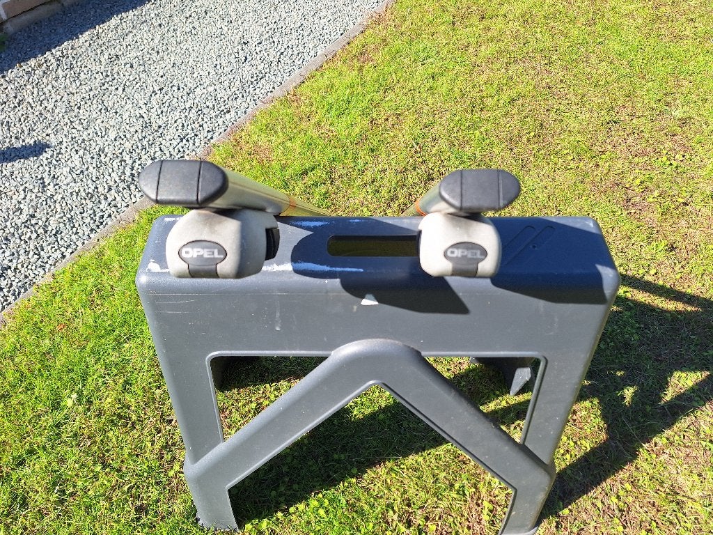 Dakdragers voor montage op dakrails, Auto diversen, Ophalen, Gebruikt