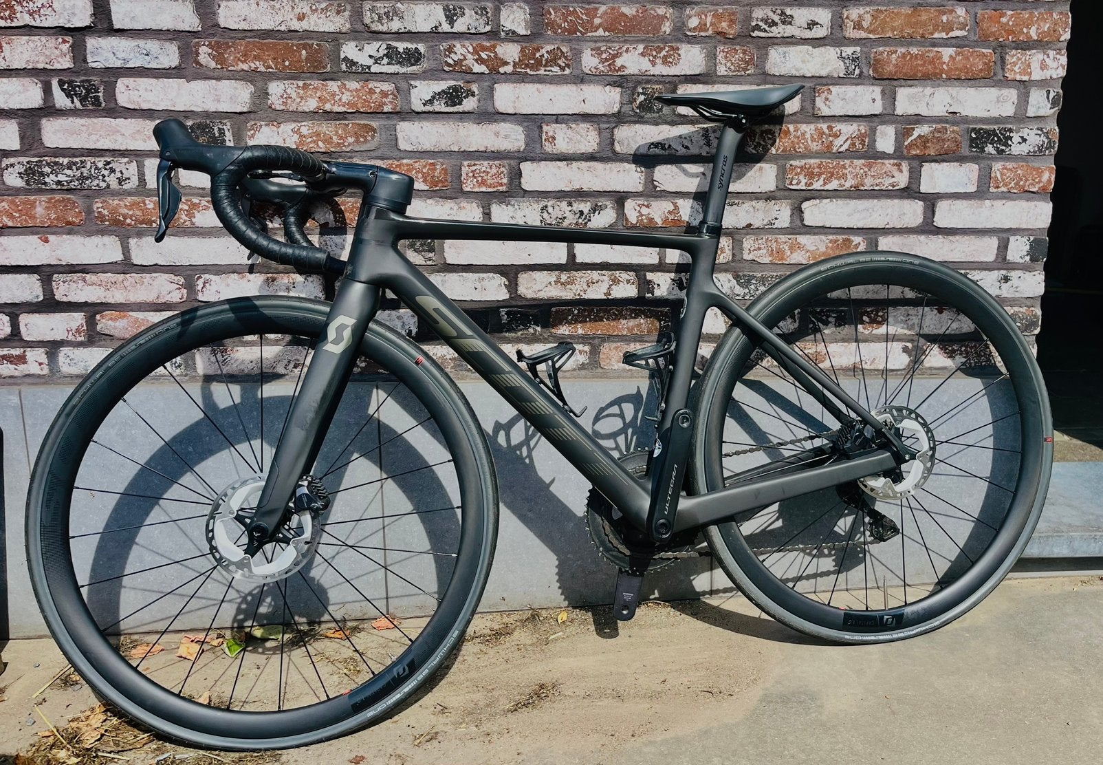 Scott Addict RC15 Carbon racefiets, Fietsen en Brommers, Fietsen | Racefietsen, Zo goed als nieuw, Overige merken, 28 inch, Schijfrem