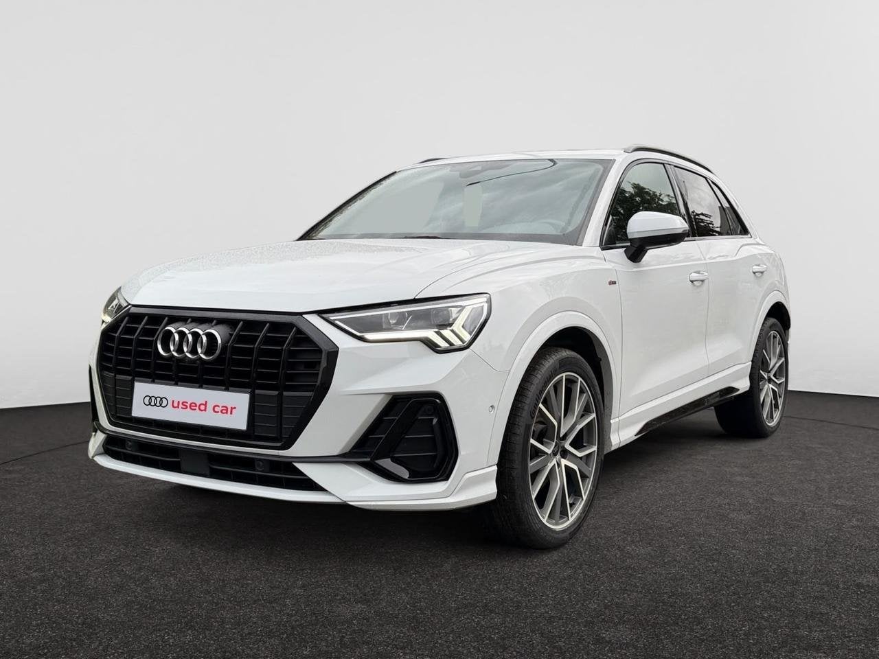 Audi Q3 35 TFSI Business Edition S line S tronic, Automaat, https://public.car-pass.be/vhr/cb1c856a-1905-47bf-9a8f-5096a1963a46