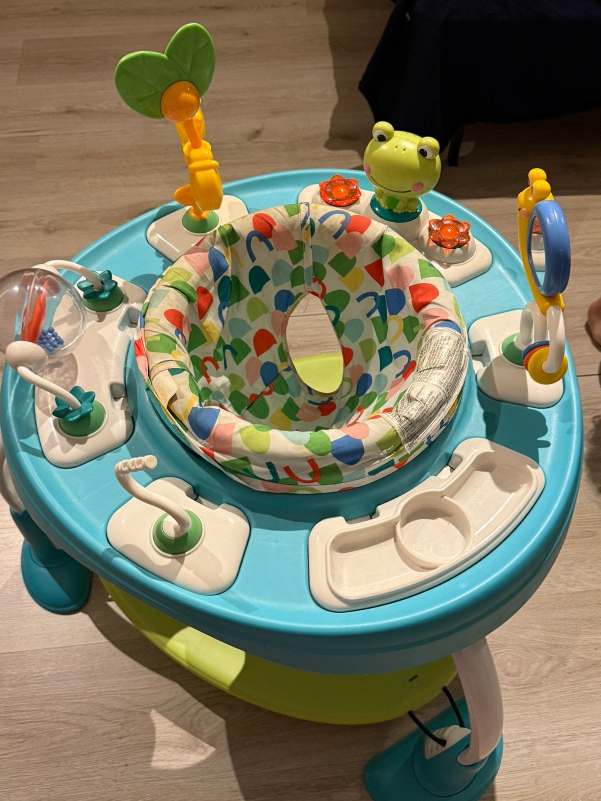 Table d’activité pour bébé, Enlèvement, Utilisé