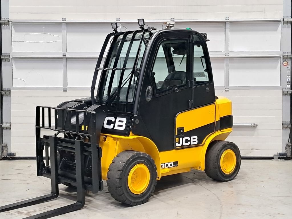 JCB TLT30D, 3000 à 4000 kg, Diesel, Chariot élévateur pour allées étroites, JCB