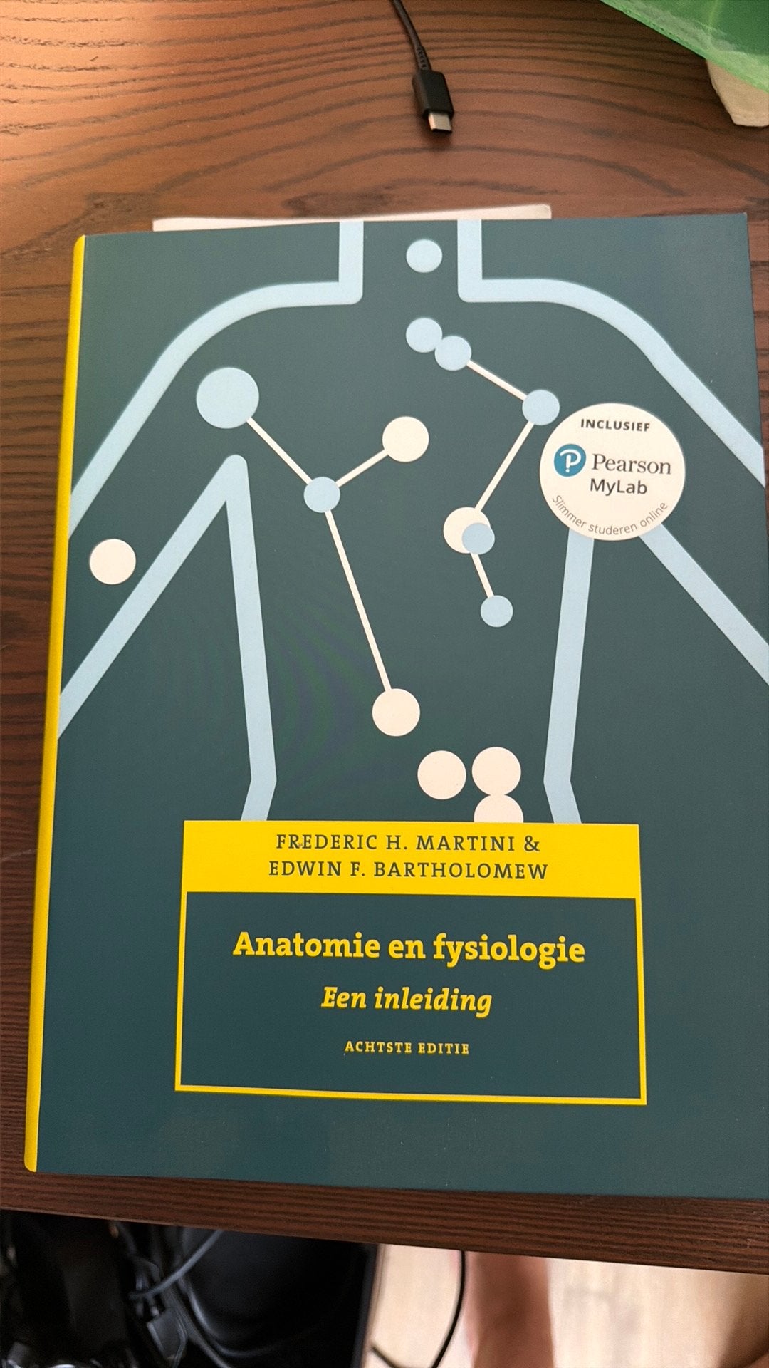 Anatomie en fysiologie - een inleiding, Enlèvement, Neuf