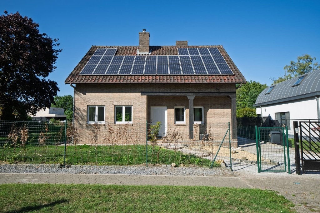 WONING TE HUUR, 180 m², Direct bij eigenaar, Maasmechelen, Vrijstaande woning