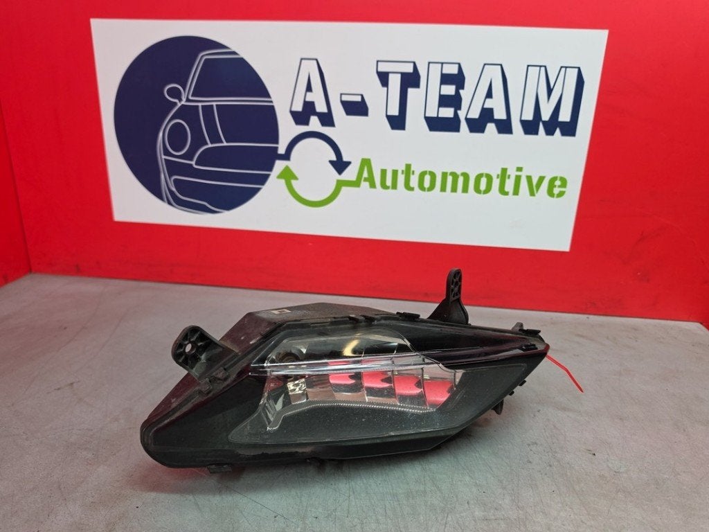 ANTI BROUILLARD AVANT DROIT Opel Insignia Sports Tourer, Opel, Opel Automobile GmbH, Utilisé, Kontakt-opel@opel.com