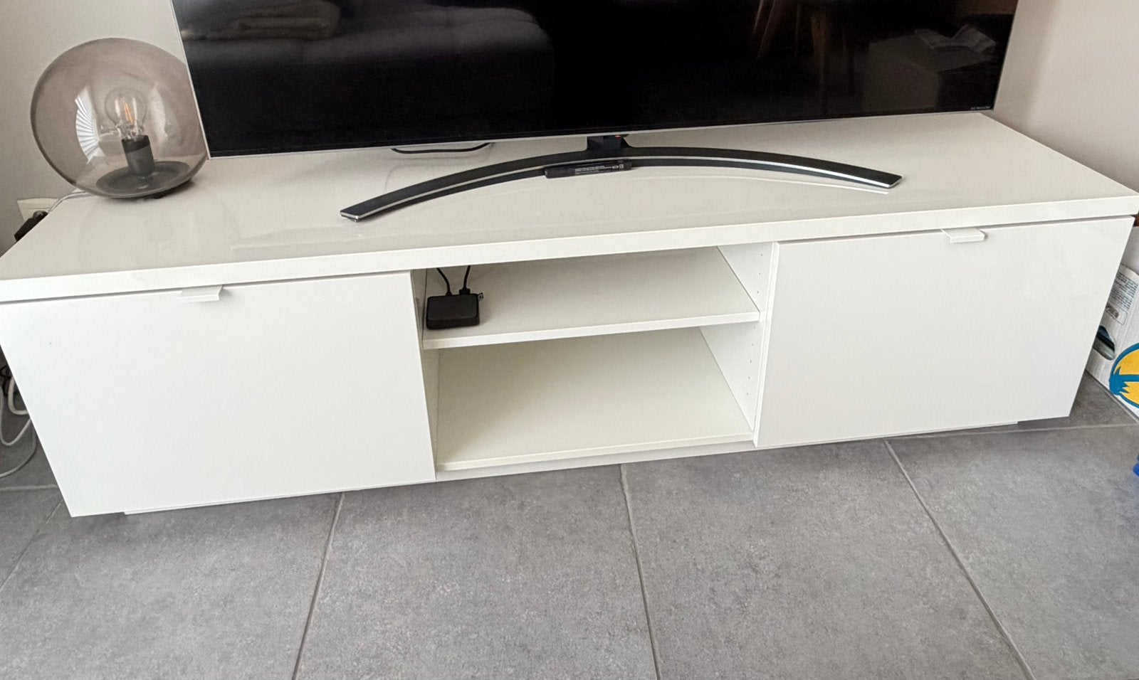 Tv televisie meubel kastje wit, Ophalen, Zo goed als nieuw