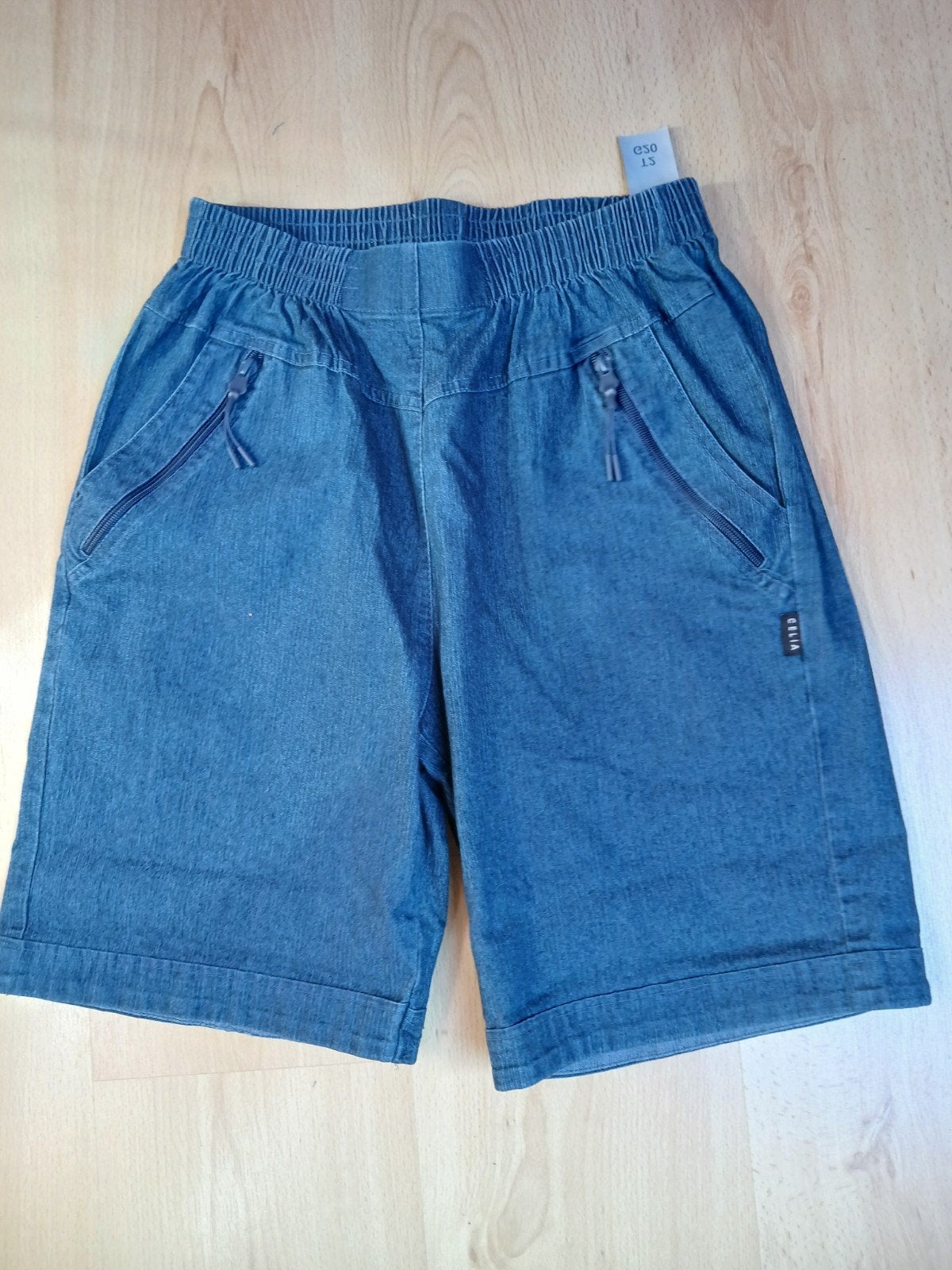 dames short mt 40, Ophalen of Verzenden, Maat 38/40 (M), Blauw, Kort
