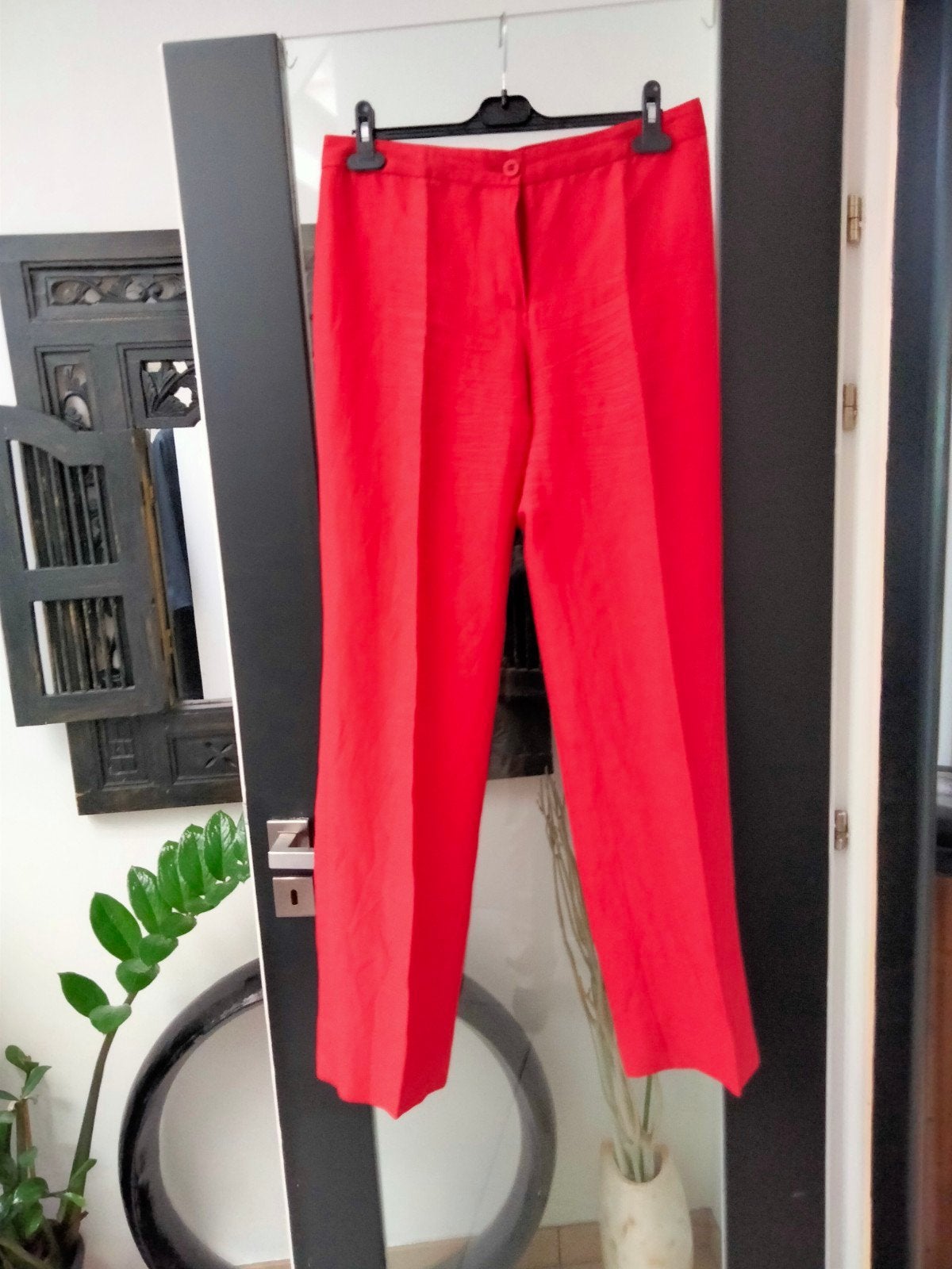 Rode damesbroek van Armani collezioni.Italiaanse 46., Kleding | Dames, Ophalen of Verzenden