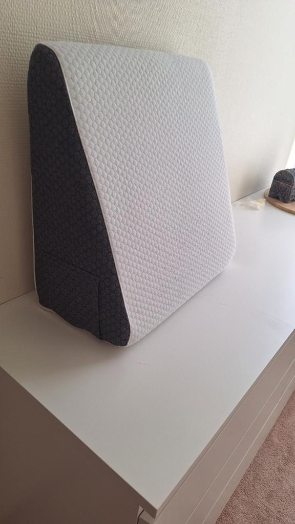 Wedge pillow/wigkussen, Enlèvement