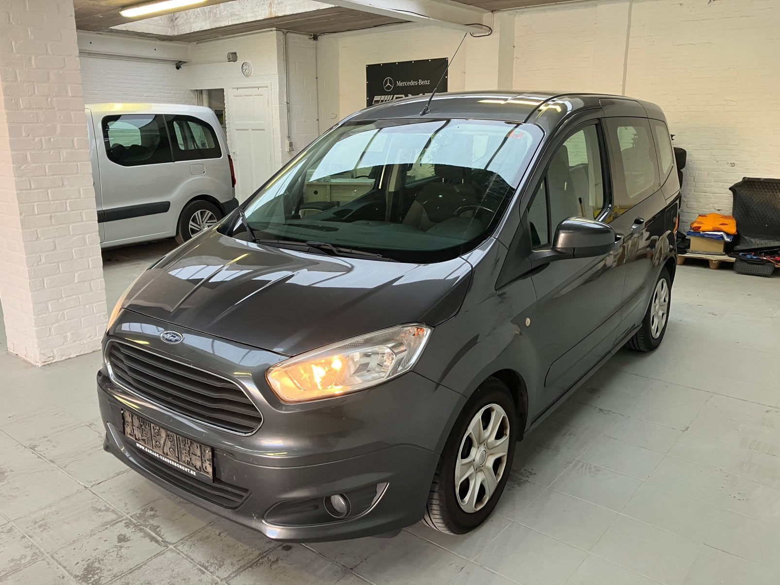 Ford Tourneo 1.5Tdci 5pl Euro 6..!, Parkeersensor, Euro 6, Bedrijf, Onderhoudsboekje