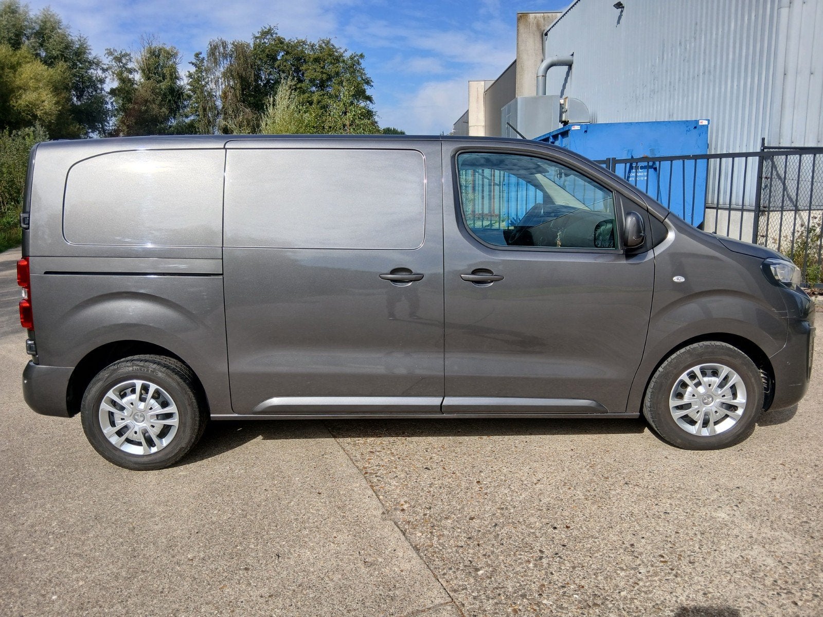Peugeot Expert, 90 kW, Achat, Entreprise, Boîte manuelle