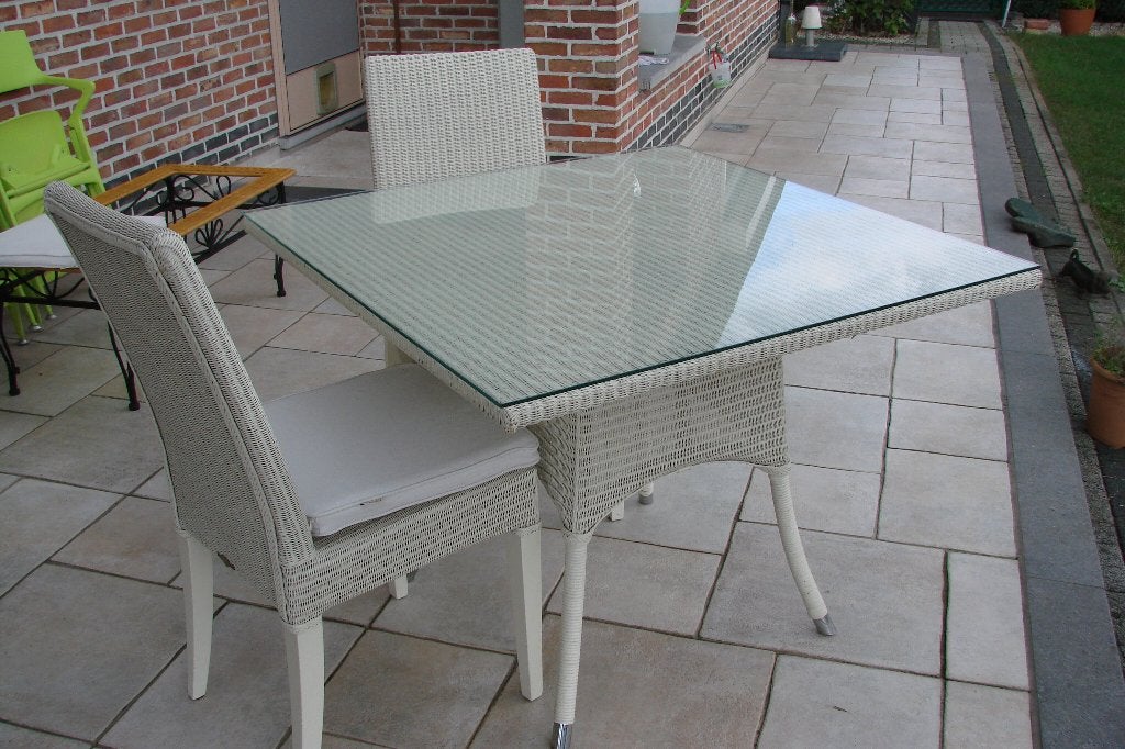eettafel en 3 stoelen : merk shepard, Ophalen, Zo goed als nieuw, ROTAN SHEPARD, Minder dan 4 stoelen
