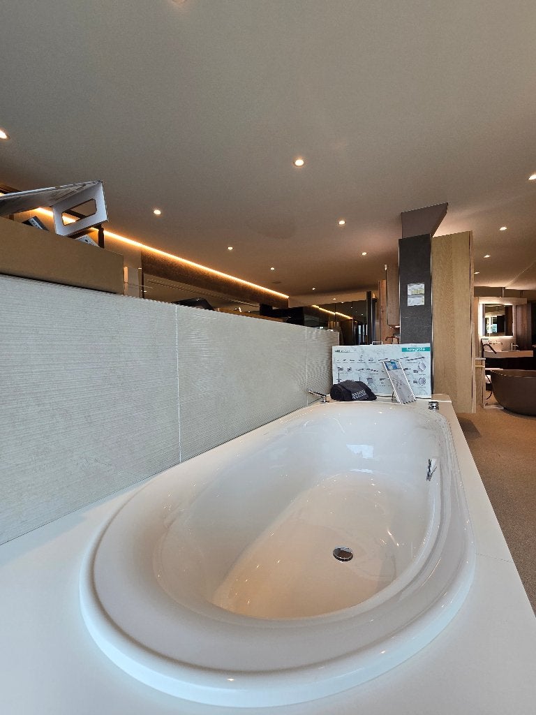 Villeroy & Boch Cetus ovaal ligbad, Ophalen, Nieuw, Bad