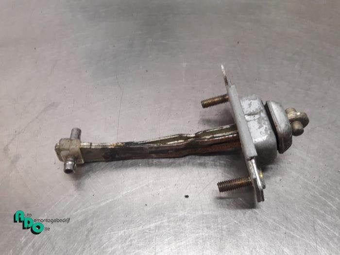 Butée 2portes droite d'un Mazda MX-5 (MX-5 NB 98-), -, 3 mois de garantie, Mazda, Utilisé