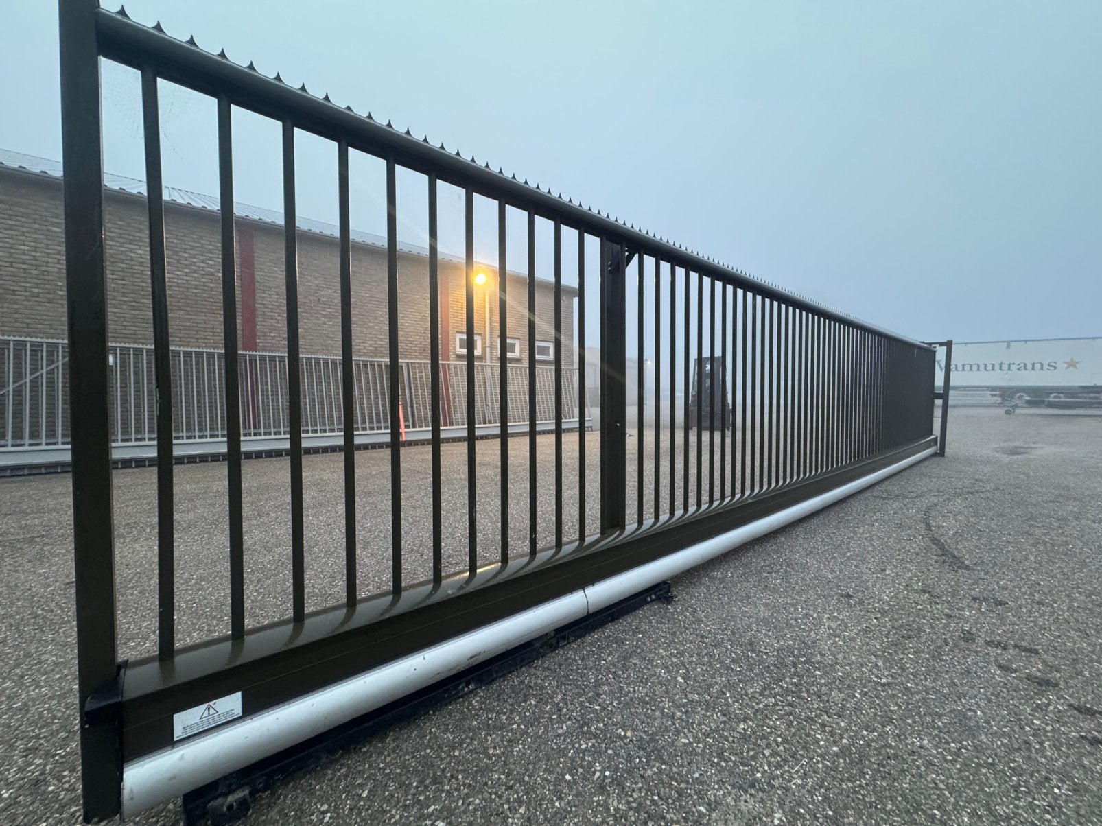 Zeer nette schufpoort 8.00 meter doorgang, Tuin en Terras, Ophalen, Zo goed als nieuw
