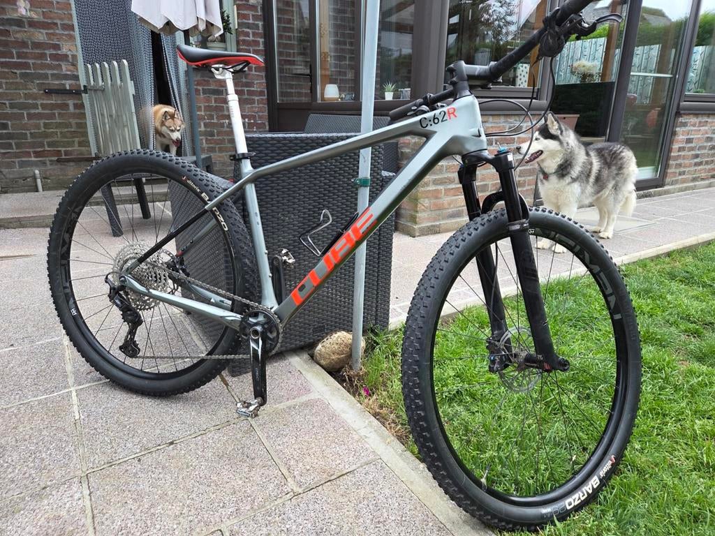 Vds/ echange contre velo de course: VTT carbone Cube c62 rac, Fietsen en Brommers, Fietsen | Mountainbikes en ATB, Gebruikt, Heren