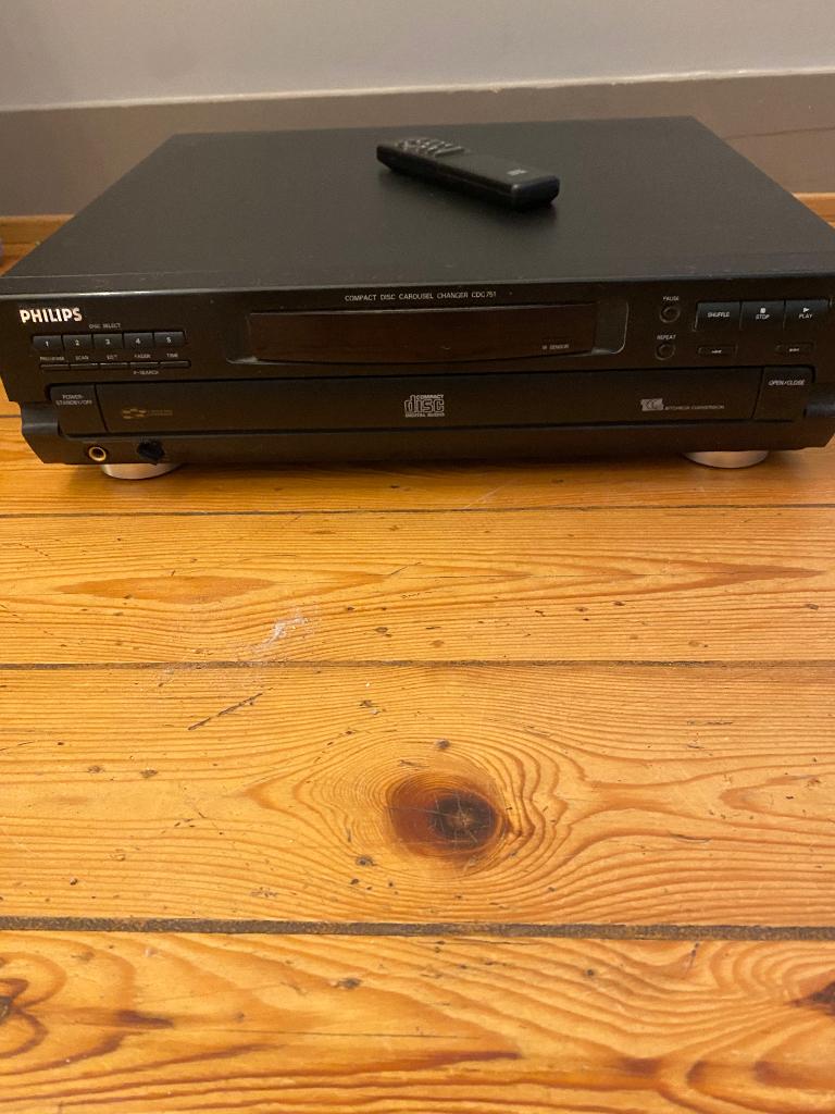 COMPACT DISC CAROUSEL CHANGER CDC751, Enlèvement, Philips, Changeur