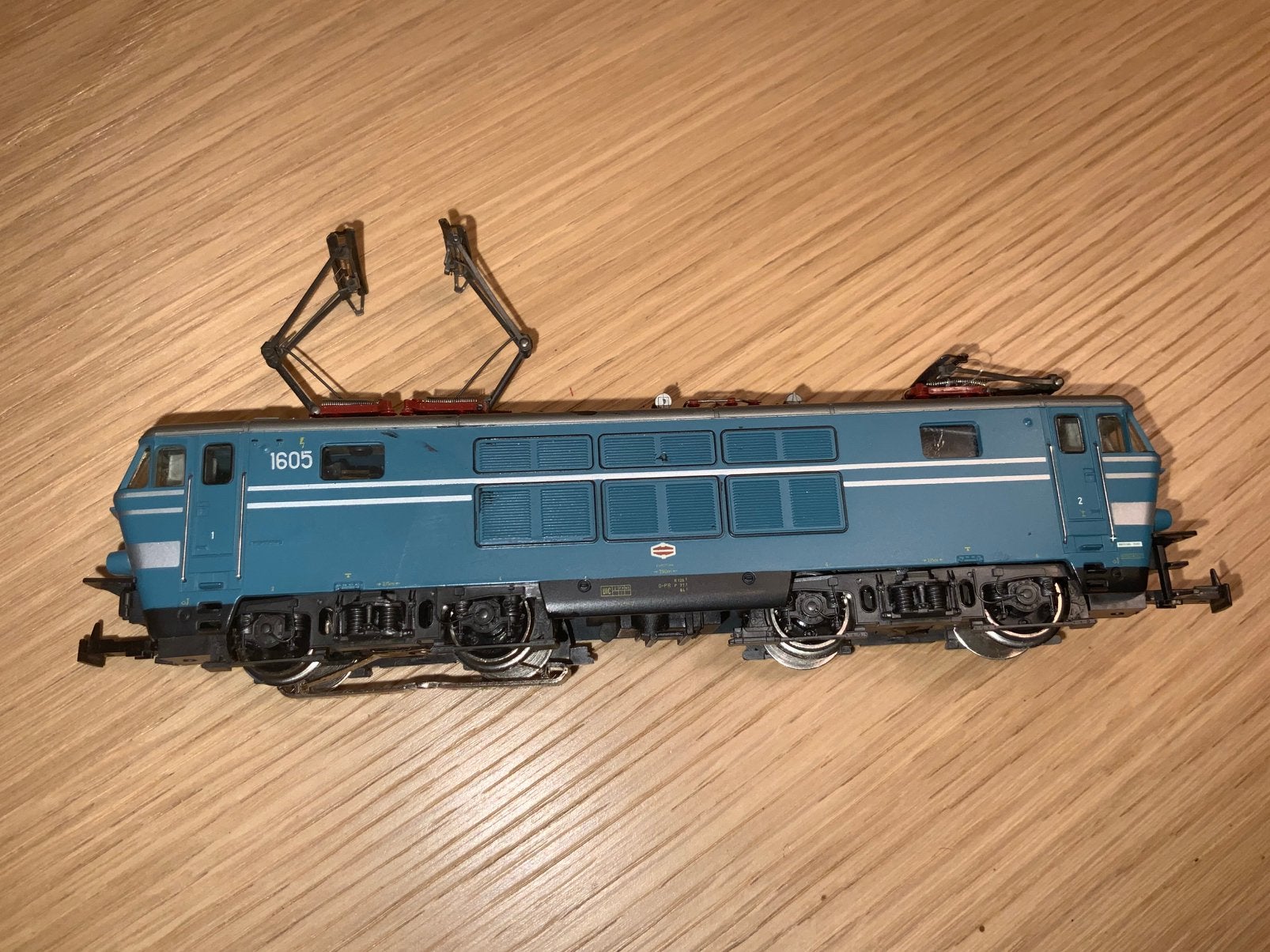 LOCOMOTIVE ÉLECTRIQUE MARKLIN 3160 SERIE 1605 SNCB AC, Hobby & Loisirs créatifs, Trains miniatures | HO, Enlèvement ou Envoi, Courant alternatif