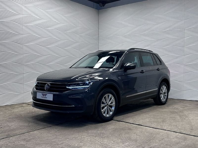 Volkswagen Tiguan eHybrid*PHEV*CARPLAY*CAMERA*LAGE BIV!*, Autos, 1395 cm³, Argent ou Gris, Achat, Euro 6