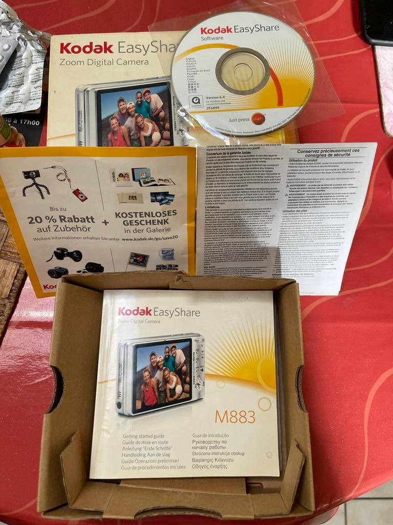 Terug naar de Kodak volume 883 + originele oplader, Ophalen of Verzenden, 1980 tot heden, Fototoestel