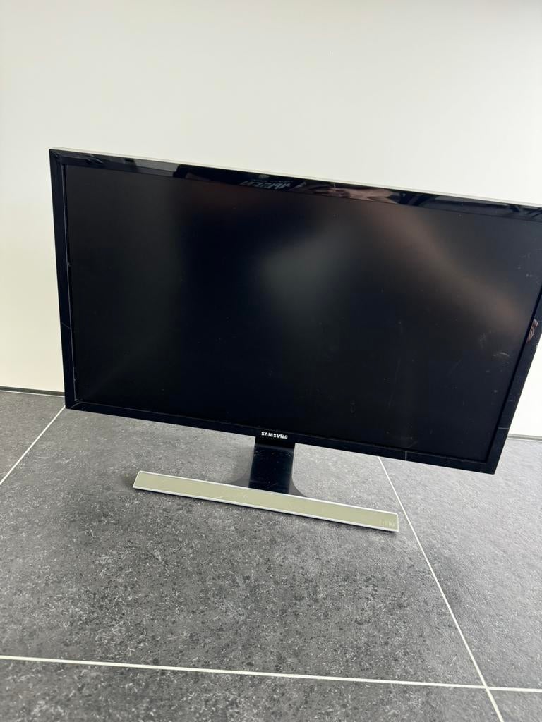 Samsung 28” 4K UHD Monitor (U28E590D), Computers en Software, Monitoren, Zo goed als nieuw, DisplayPort, Gaming, Ultra HD (4K)