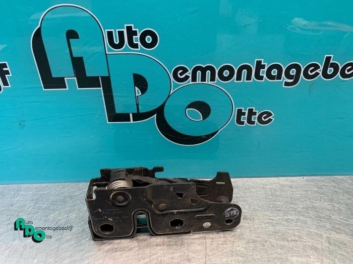 Slotmechaniek Motorkap van een Seat Leon (Leon 05-), Auto-onderdelen, Carrosserie, Seat, Gebruikt, 3 maanden garantie, Ophalen of Verzenden