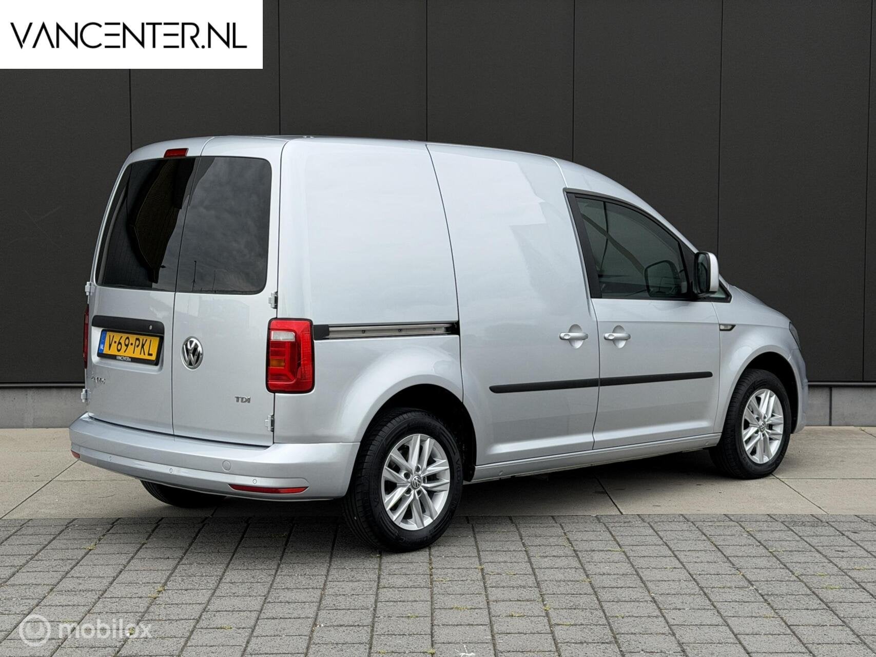 Volkswagen Caddy 2.0 TDI 102PK DSG Automaat Euro 6 Highline, Auto's, Stof, Gebruikt, Zwart, 4 cilinders