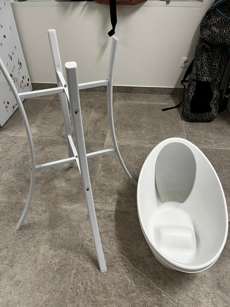 Baignoire pour bébé Shnuggle avec support, Enlèvement, Utilisé