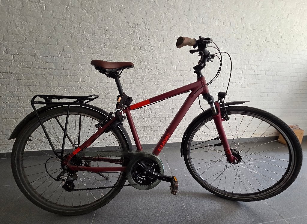 Jongensfiets 28 inch - Merk: Cube Touring, Fietsen en Brommers, Velgrem, Versnellingen, Zo goed als nieuw, Cube