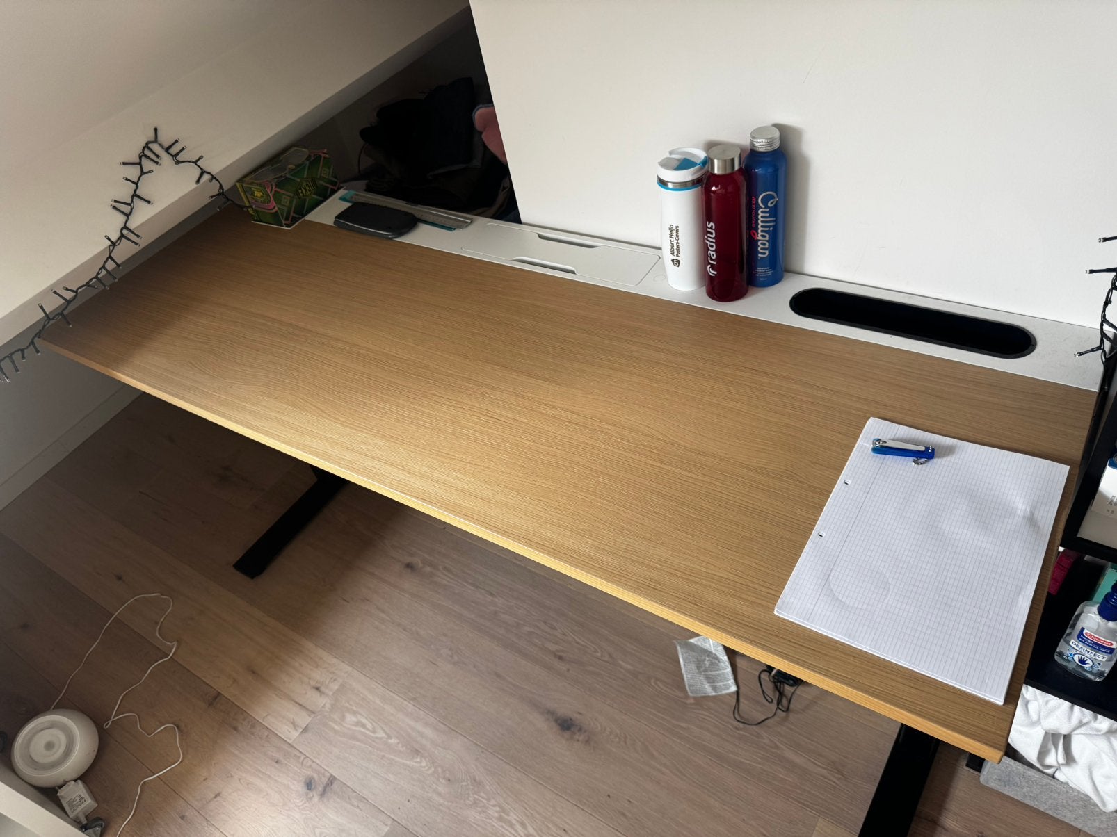 Ikea bureau 160x60, Huis en Inrichting, Bureaus, Ophalen, Zo goed als nieuw, IKEA