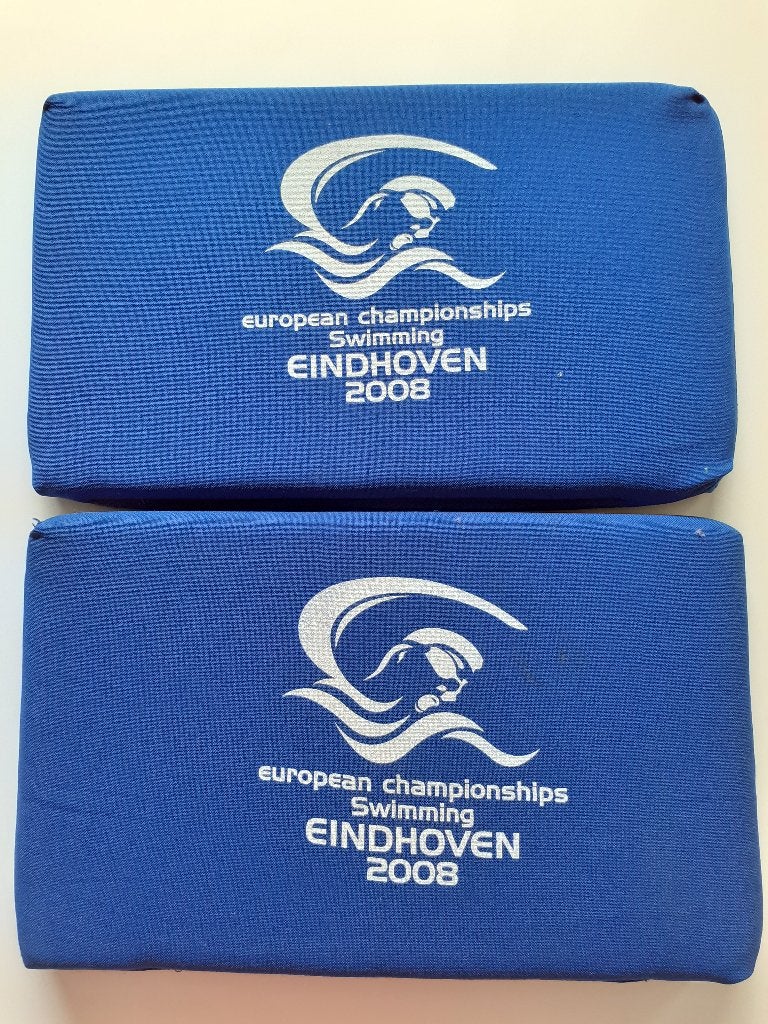 2 stoelkussentjes EK Zwemmen Eindhoven 2008, Ophalen of Verzenden, Gebruikt, Overige typen