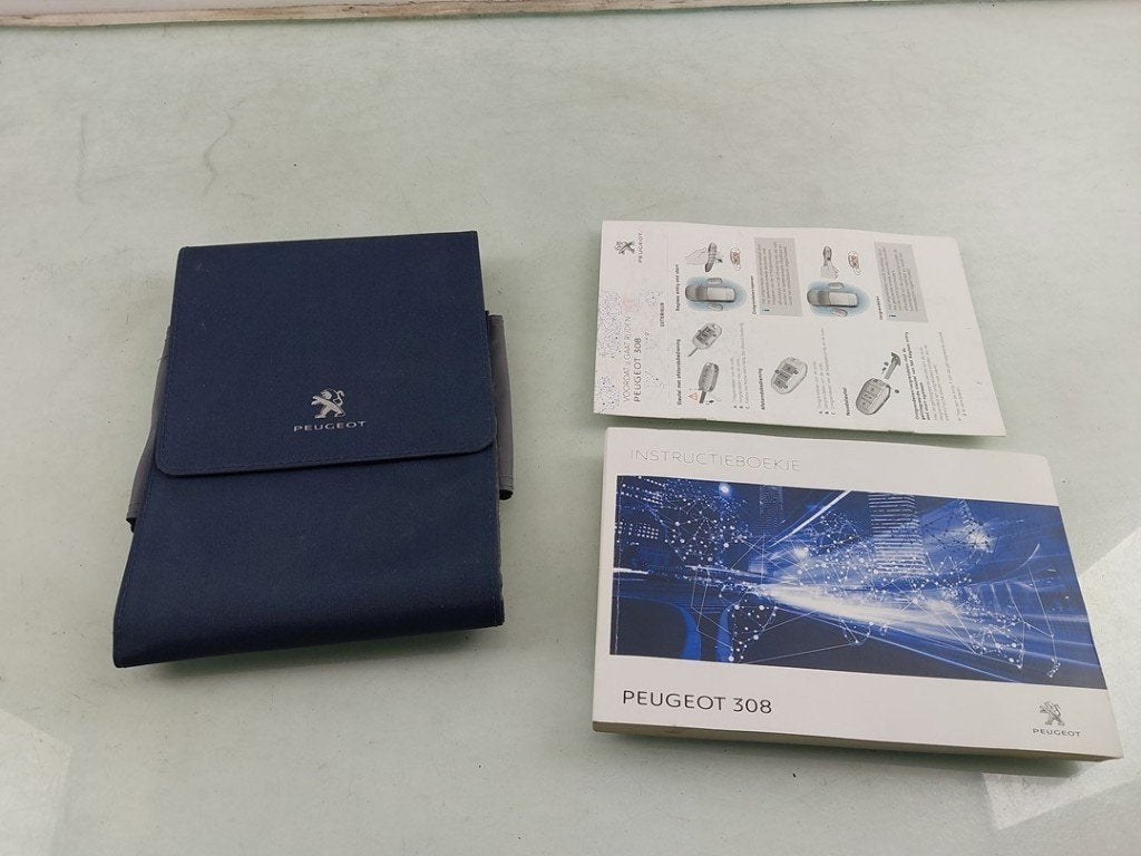 INSTRUKTIEBOEK Peugeot 308 SW (L4 / L9 / LC / LJ / LR), Auto-onderdelen, Gebruikt, Peugeot