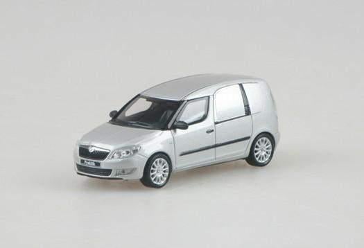 Modèle réduit Skoda Praktik Facelift, Hobby & Loisirs créatifs, Enlèvement ou Envoi, Neuf, Voiture