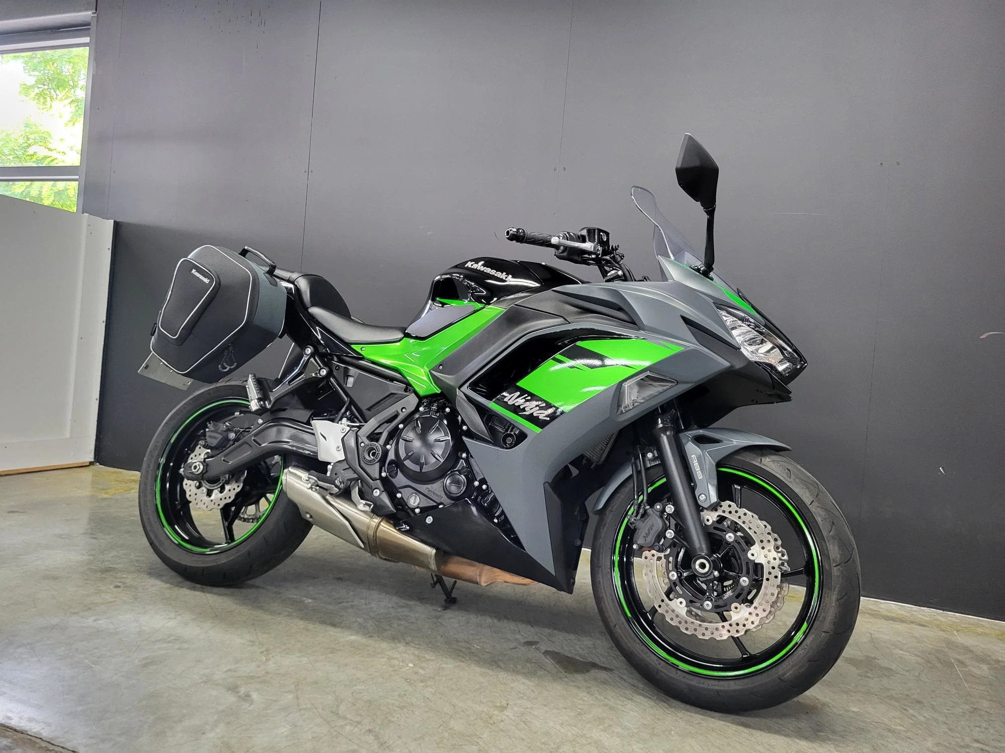 Kawasaki Ninja 650 Tourer (A2, A) comfortabele Ninja, Bedrijf, Meer dan 35 kW, Overig, 650 cc