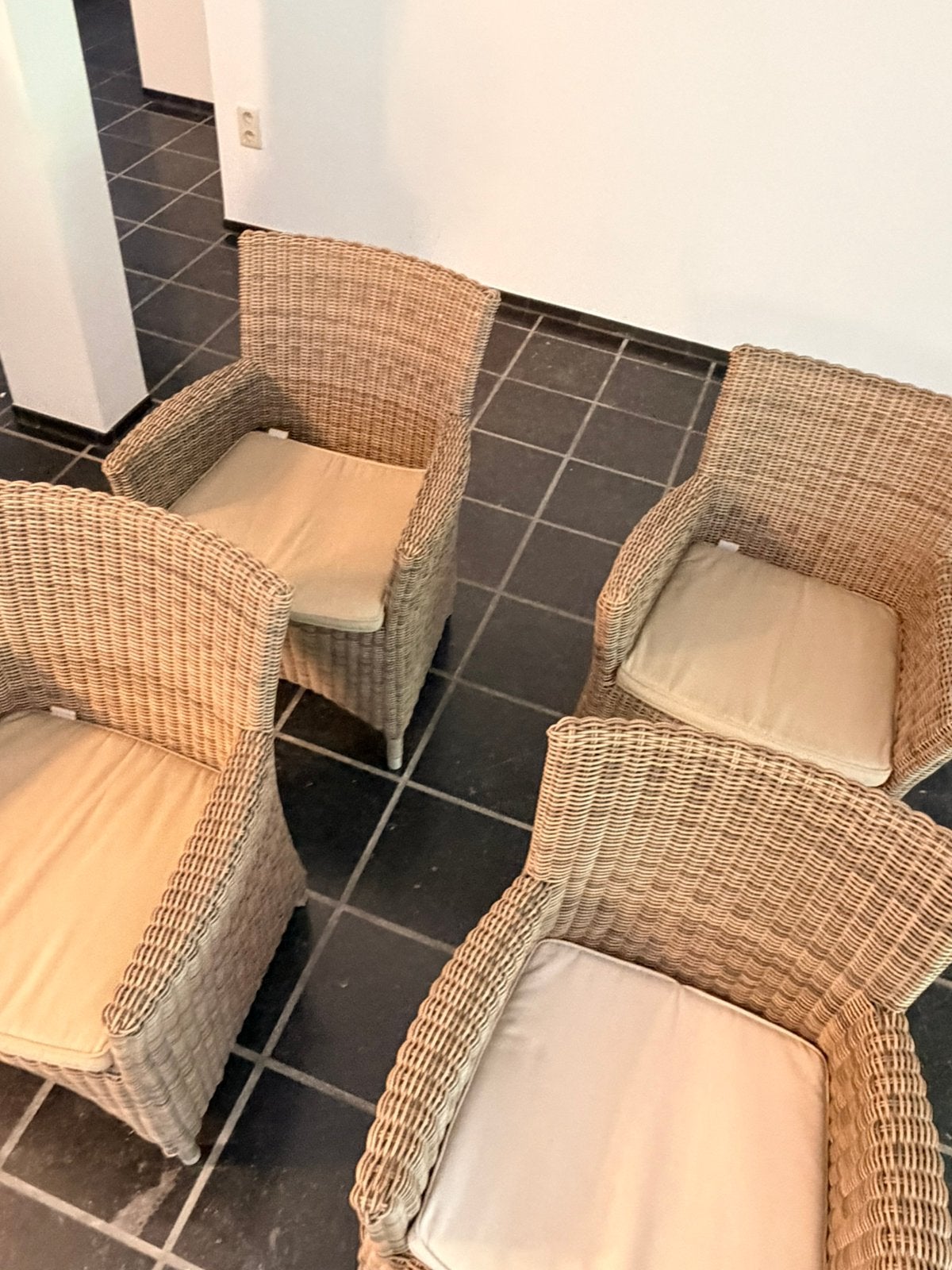 Rotan stoelen (set van 4), Huis en Inrichting, Stoelen, Ophalen, Zo goed als nieuw, Riet of Rotan, Vier