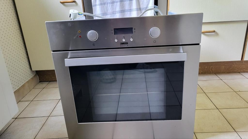 Zanussi hete lucht oven, Elektronische apparatuur, Ophalen, Hete lucht, Oven